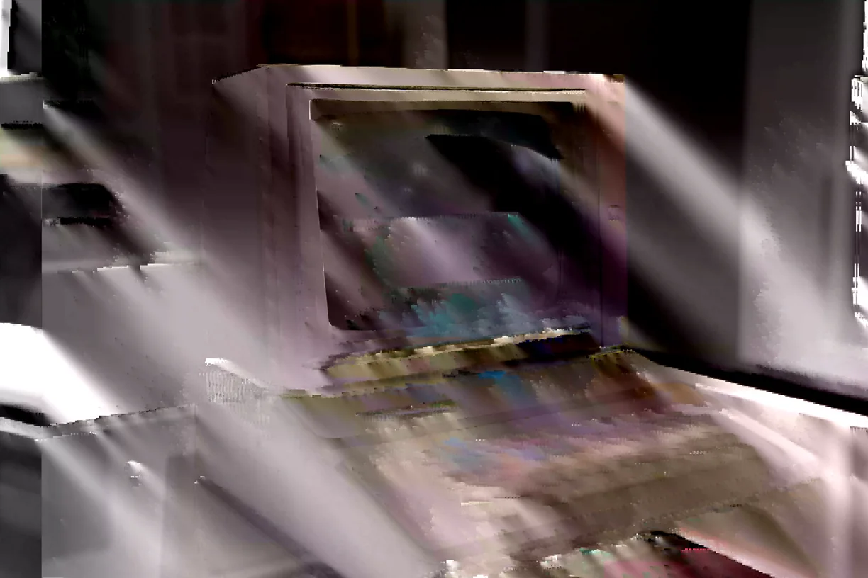 Datamosh applied to a photograph - Glitch effect in Decimation Lab