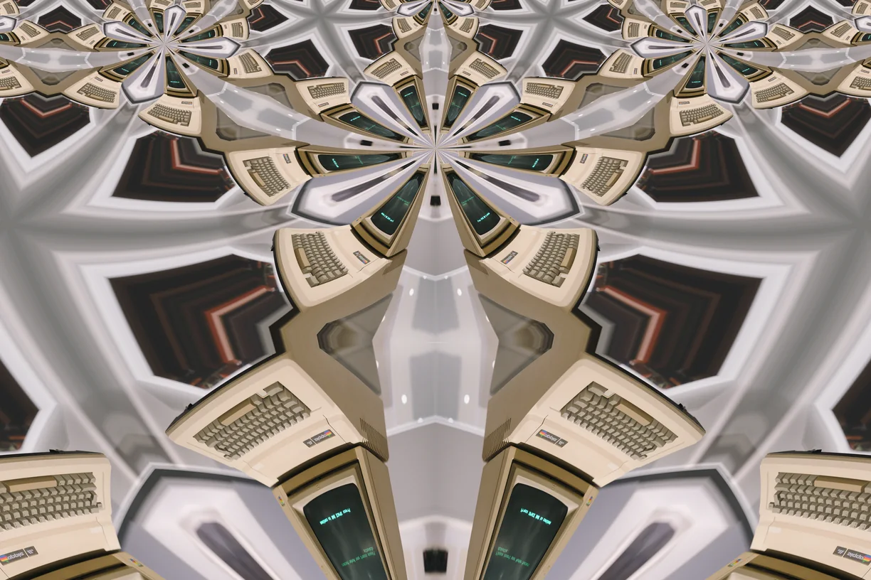 Hyperbolic Tiling applied to a photograph - Warp effect in Decimation Lab